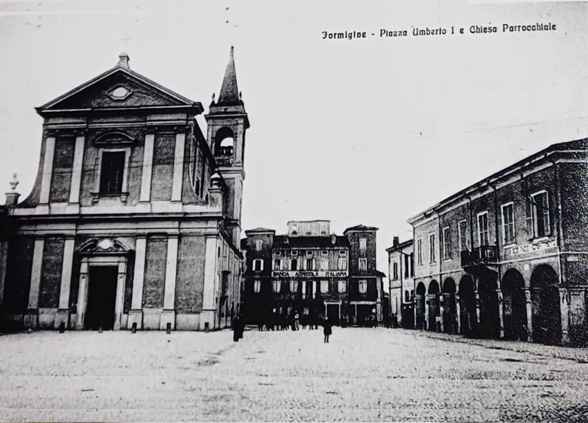 Piazza Umberto I - Chiesa Parrocchiale Formigine